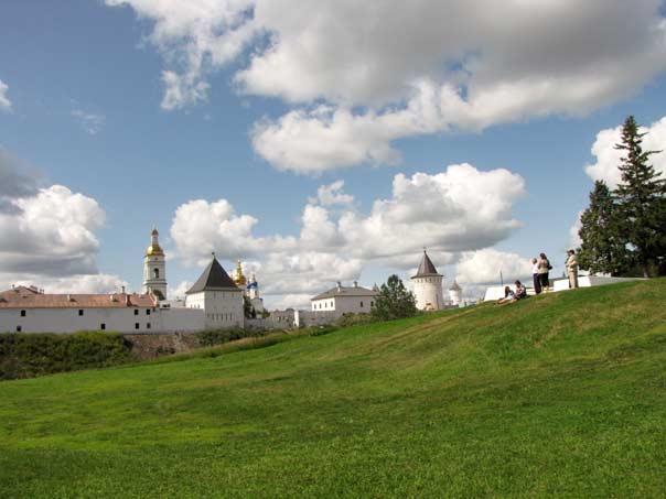 Вид на Тобольский Кремль из сада Ермака